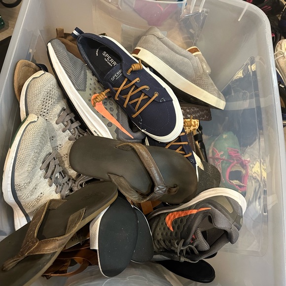 Co Hosting, join me! 😊🤩 ❤️🤩 - Picture 11 of 12